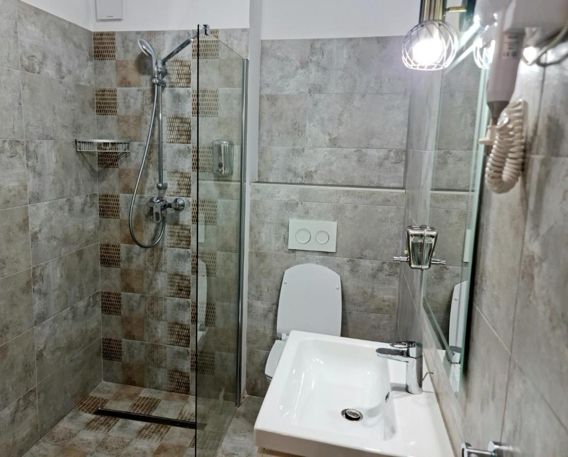 Apartament E'Special No3 ألبا يوليا المظهر الخارجي الصورة